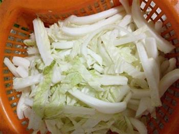 腊八蒜炖白菜大豆腐的做法步骤1