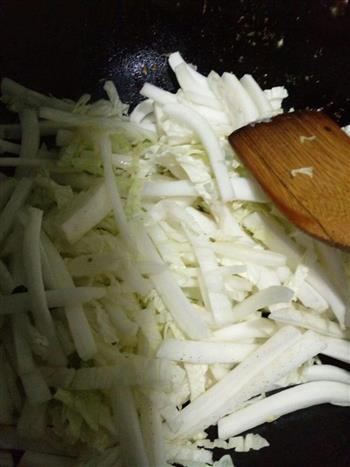 腊八蒜炖白菜大豆腐的做法步骤4