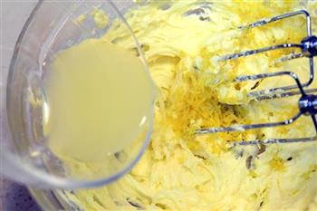 柠檬奶油芝士磅蛋糕的做法图解5