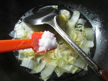 白菜煮鲜虾小馄饨的做法步骤7