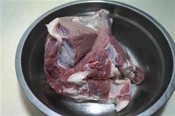 炖牛肉的做法步骤1