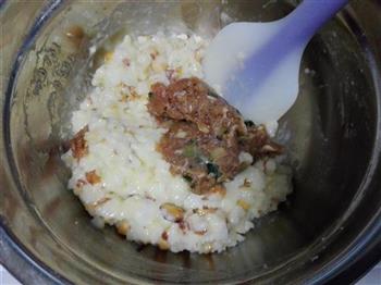 花生肉末米饭饼的做法步骤3