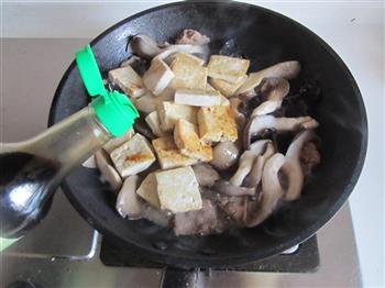 平菇肉片炒豆腐的做法图解8