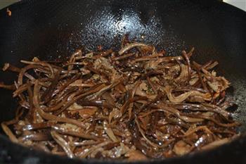 干锅茶树菇鸡块的做法步骤5