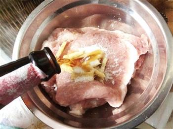 金黄酥皮煎猪排的做法步骤4