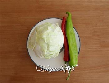 圆白菜腌菜的做法图解1