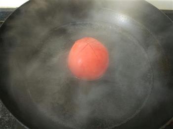 西红柿鸡蛋面汤的做法步骤2