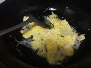蒜薹炒鸡蛋的做法图解5
