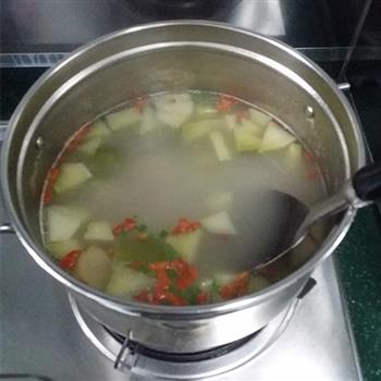 青萝卜排骨汤的做法步骤9