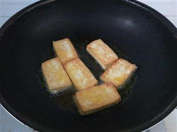 蒜蓉辣酱烧豆腐的做法步骤3