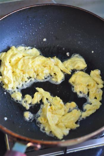 鸡蛋干炒什锦的做法步骤1