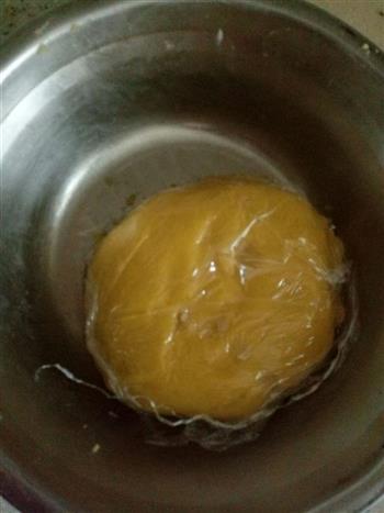 鲜花豆沙老婆饼的做法步骤4
