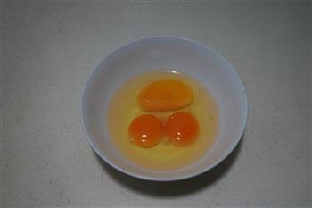 蒜黄炒鸡蛋的做法步骤3