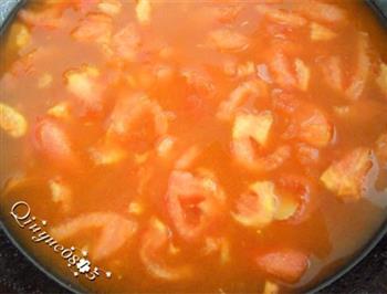 木耳番茄鱼片汤的做法步骤9