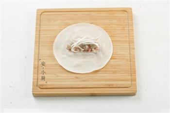 鲜虾韭黄春卷的做法步骤5