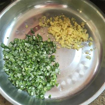 酸汤白菜素饺子的做法步骤4