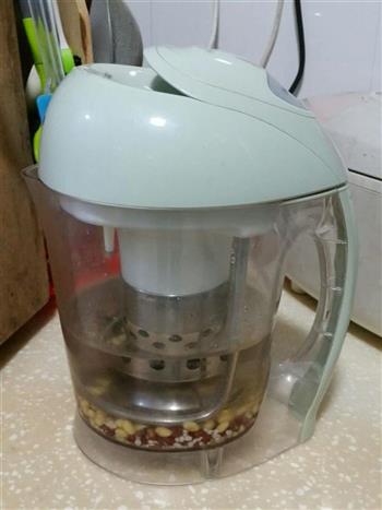 薏米红豆豆浆的做法步骤3