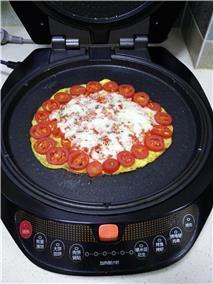 西红柿鸡蛋披萨的做法图解10