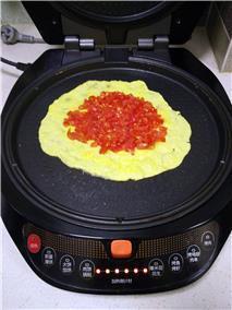 西红柿鸡蛋披萨的做法图解5