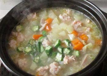蔬菜汤汆虾肉丸的做法步骤10