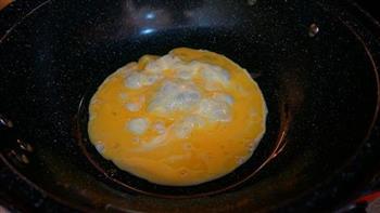 酸菜香菇鸡蛋炒饭的做法步骤8