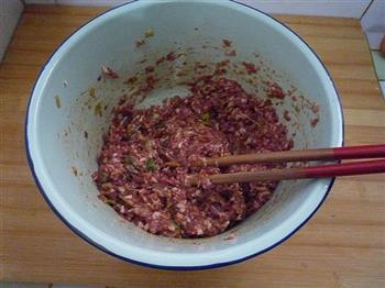 猪肉胡萝卜水饺的做法步骤3
