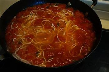 西红柿热汤面的做法步骤8