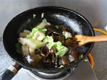 海带白菜烧豆腐的做法步骤10