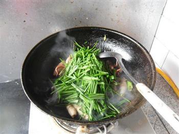 海兔炒韭菜的做法步骤11