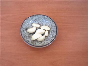 蒜蓉荷兰豆的做法步骤2