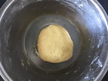 豆沙一口酥的做法步骤5