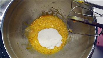 水果清香之蜂蜜柠檬小蛋糕的做法步骤3