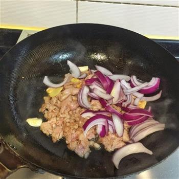 蚝油草菇炒肉片的做法步骤9