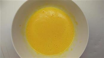 水果清香之香橙戚风蛋糕的做法步骤3
