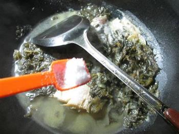 酸菜鱼头汤的做法步骤8