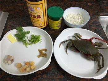 砂锅蟹粥的做法步骤1
