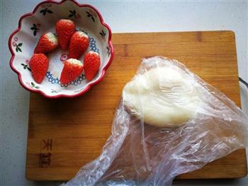 情人节甜点-草莓大福的做法步骤6