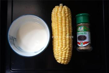 微波奶油玉米的做法图解1