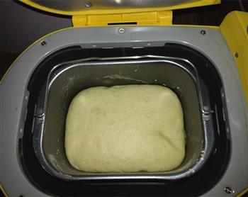 香葱辫子面包的做法步骤3