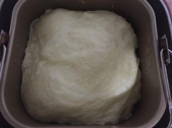 椰香葡萄干面包的做法步骤3