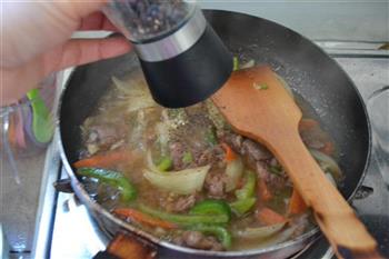 黑胡椒牛肉的做法步骤7
