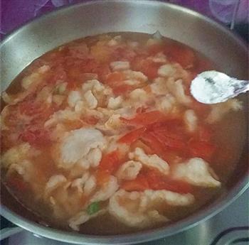 番茄鱼片汤的做法步骤9