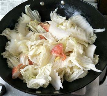 白菜大虾炖冻豆腐的做法步骤4