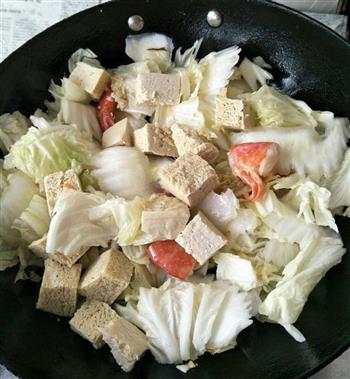 白菜大虾炖冻豆腐的做法步骤5
