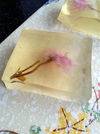 樱花水晶皮冻的做法步骤12