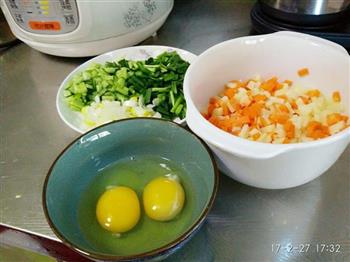 韭菜酱炒米饭的做法步骤2