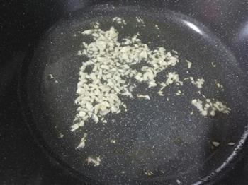 鸡蛋豆角粒粒的做法图解4