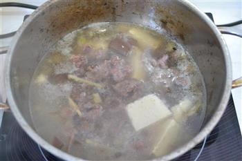 酸辣牛肉汤的做法图解4