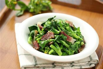 腊肉炒白菜苔的做法步骤7