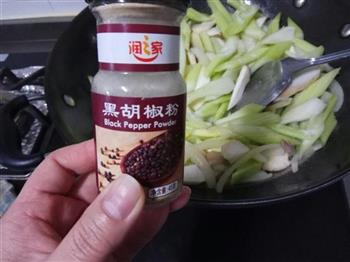 西芹肉片烩杏鲍菇的做法图解9